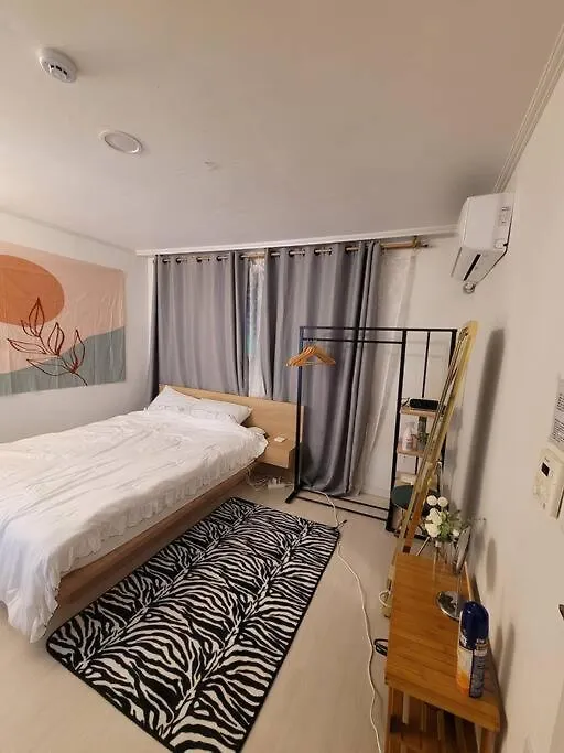 1990 Stay 2F Incheon Apartment