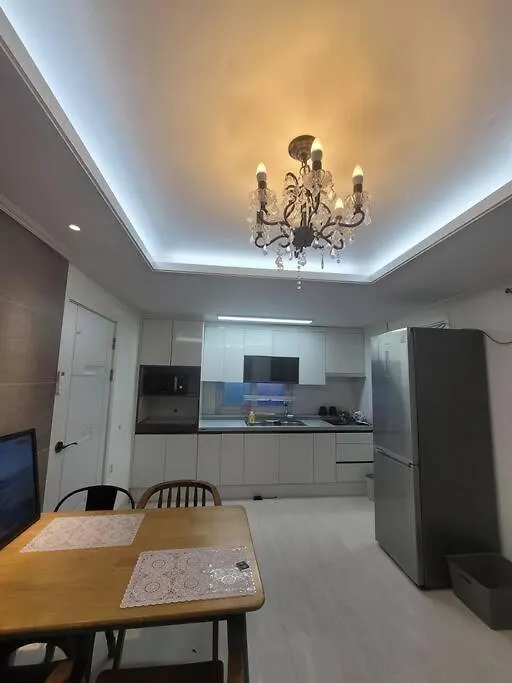 1990 스테이 2층 인천 0*,  대한민국